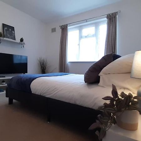 Free Parking Spacious Home Cardiff Exterior foto
