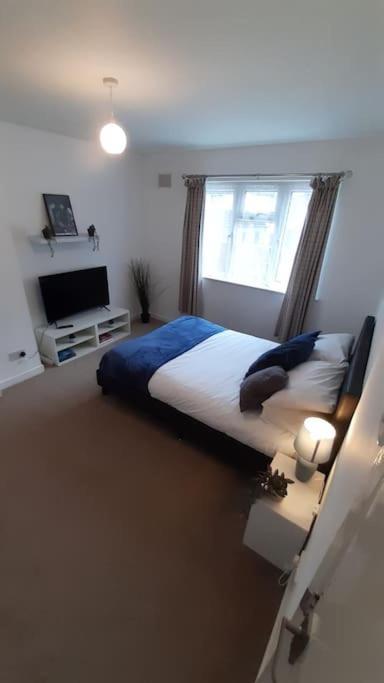 Free Parking Spacious Home Cardiff Exterior foto