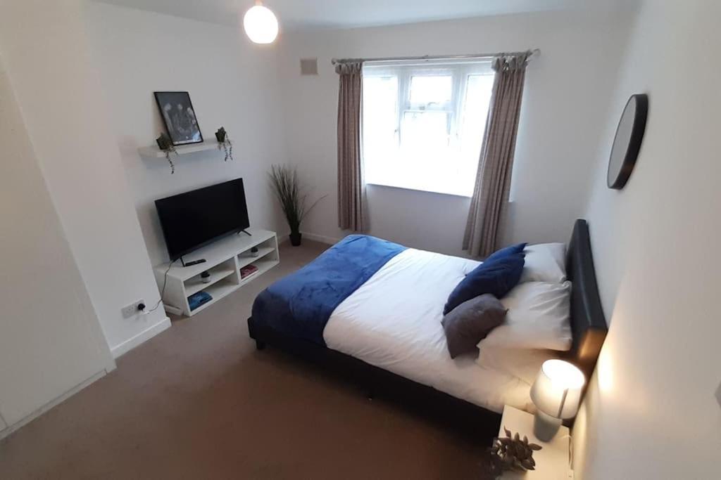 Free Parking Spacious Home Cardiff Exterior foto